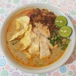 Soto Ayam Kuah Santan