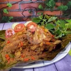 Pepes Ikan Asin Gembung Isi 1 Ekor (free Nasi Putih)