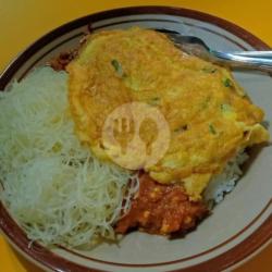 Nasi Telur Komplit (nasi, Telur, Bihun, Kering Tempe, Sambal)