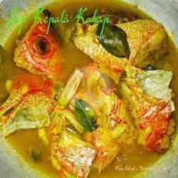 Soup Ikan Woku   Papeda Besar   Sayur