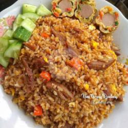 Nasi Goreng Sosis   Ayam Suwir   Lalapan