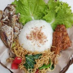 Nasi Rames Ikan