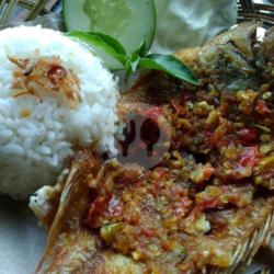 Nasi Kakap Penyet/ Kremes