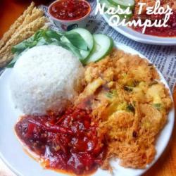 Nasi Telor Bumbu Madura