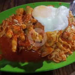 Mie Tektek Goreng  Ceker Rebus