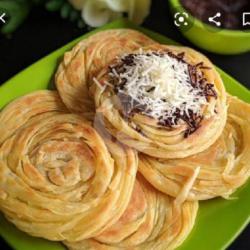 Roti Maryam Toping Coklat Keju