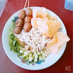 Bubur Ayam Telur Puyuh