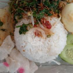 Nasi Urap   Telur