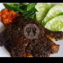 Bebek Bumbu Hitam