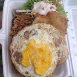 Mie Goreng Katsu Egg