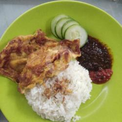 Nasi Telor Bumbu Hitam Madura