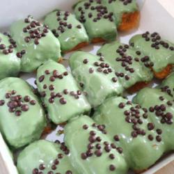 Banana Bites Green Tea Choco Cips