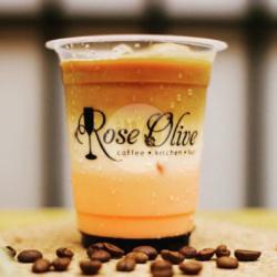 Kopi Cocopandan Es (rose Coffee)