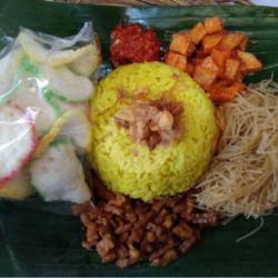 Nasi Kuning Kentang Balado