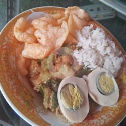 Gado-gado Nasi Telor Pedes Sedang