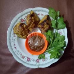 Tahu Bakar Madu   Sambal Terasi Isi 4