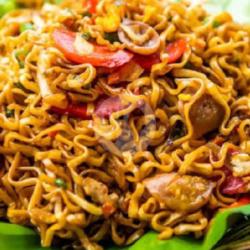 Mie Goreng Pentol Seafood