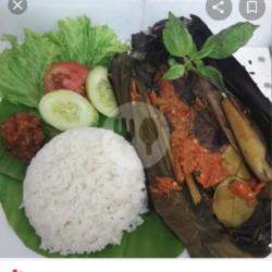 Nasi Pepes Ikan Emas Super Pedas