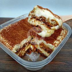 Tiramisu Kotak