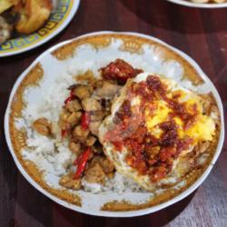 Nasi Rames Telur Balado