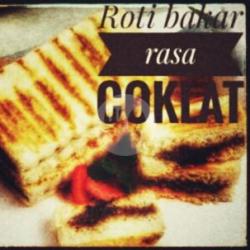 Roti Bakar Kasino Rasa Coklat ( 1 Porsi )