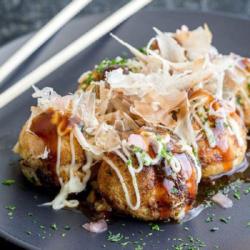 Takoyaki Sosis (isi 6)