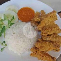 Nasi Ceker Kriuk