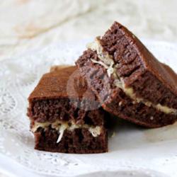 Brownis Keju