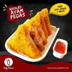 Risoles Ayam Pedas (fried)