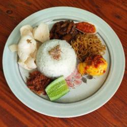 Nasduk Telur Balado