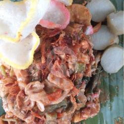 Gado Gado Betawi Plus Lontong