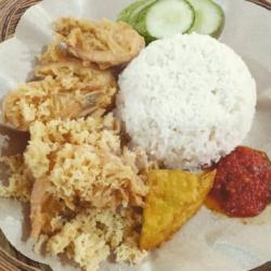 Nasi Udang Kremes Free Es Teh