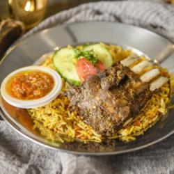 Nasi Kebuli Kambing Asap