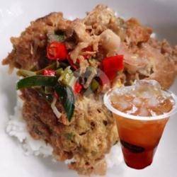 Nasi Telur Dadar Rendang   Ice Tea Original