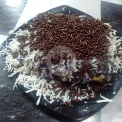 Pancong Blueberry Keju Coklat