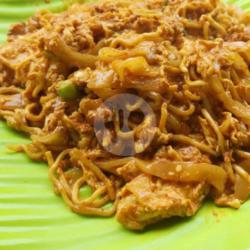 Mie Kuning Campur Kwetiau