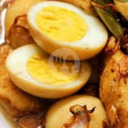 1 Butir Telur Semur