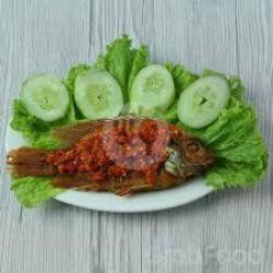 Nila Merah Goreng Siram Sambal Goreng