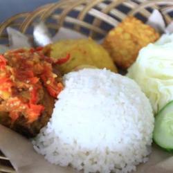 Paket Penyet Ayam Tempe Tahu