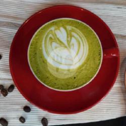 Hot Green Matcha Latte