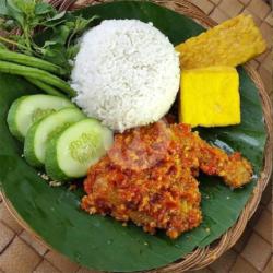 Ayam Penyet   Nasi  Tempe/tahu