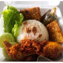 Ayam Pecak  Nasi