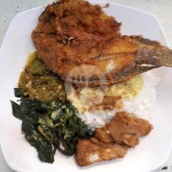 Nasi Ikan Mujair