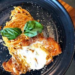 Chicken Parmigiana (package)