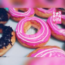 Donat Strawberry Coklat By Donataumi /pcs