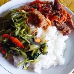 Nasi Campur Cakalang Fufu   Sayur