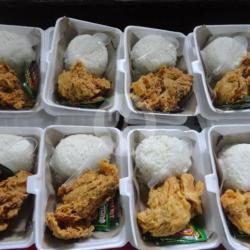 Ayam Crispy Gorbon   Nasi Kenyang