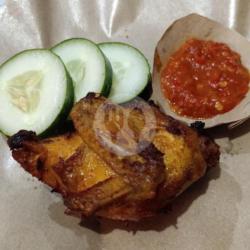 Ayam Bacem Dada / Paha Atas   Sambal