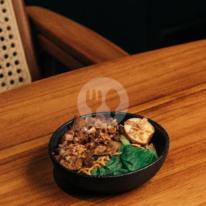 Bakmi Karet Lidah Sapi Matah