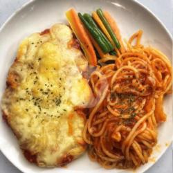 Chicken Parmigiana